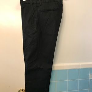 Black Bass Capri Pants